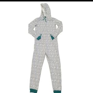 Esmara Hooded  Reindeer Christmas Onesie size small 4/6 gray white and green